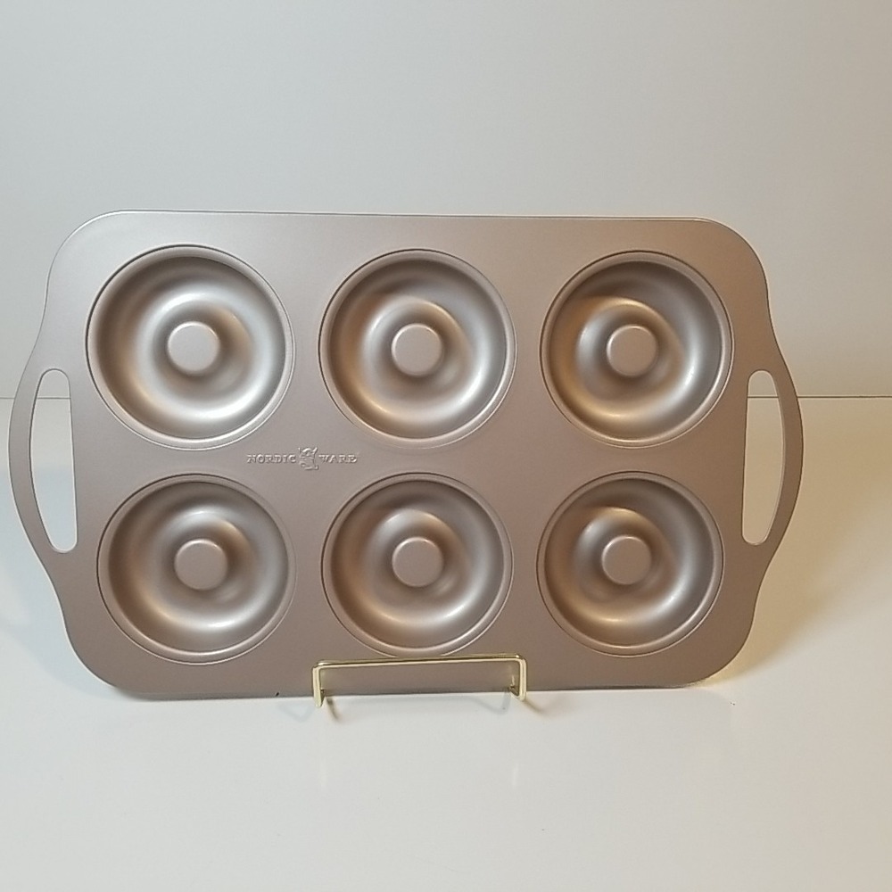 Nordic Ware 6-Cavity Baked Donut Pan